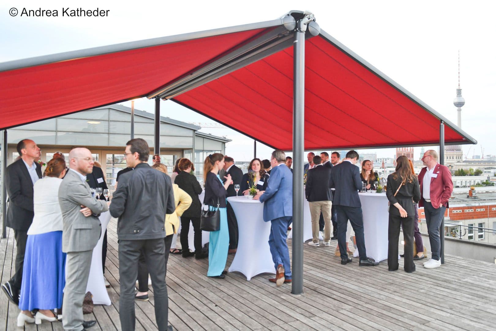 Verweilen auf der Dachterrasse der Berlin-Brandenburgische Akademie der Wissenschaften