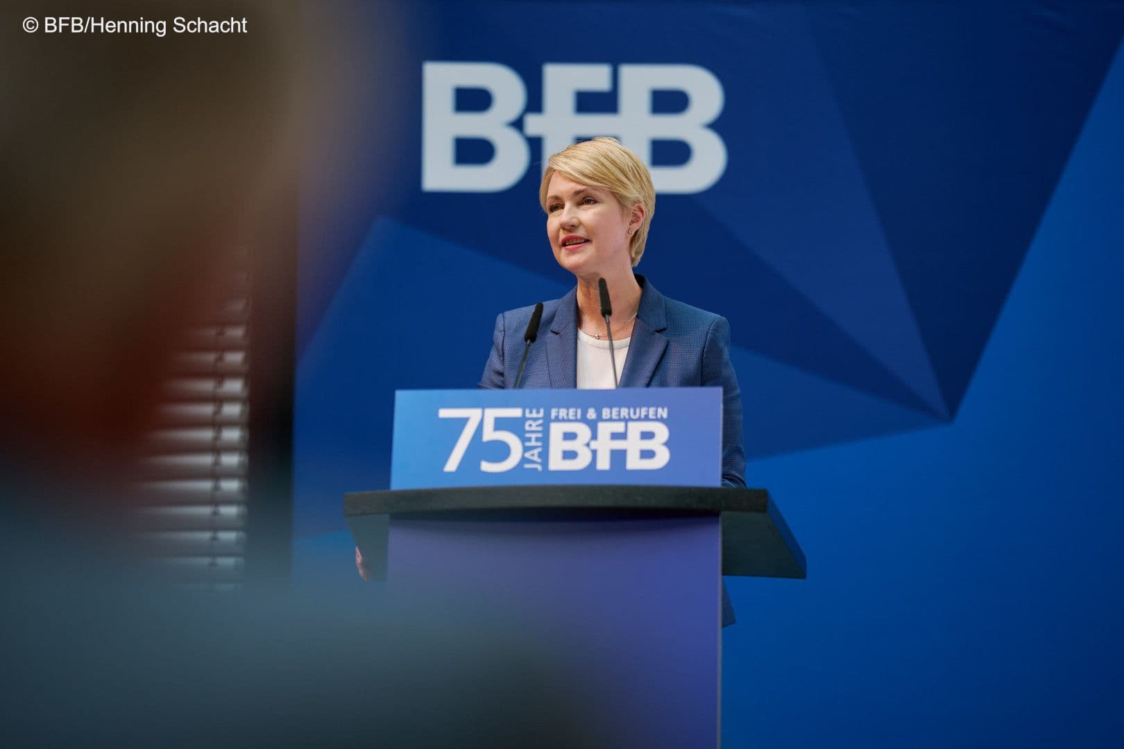 SPD-Politikerin Manuela Schwesig äußert ihre Wertschätzung gegenüber den freien Berufen.