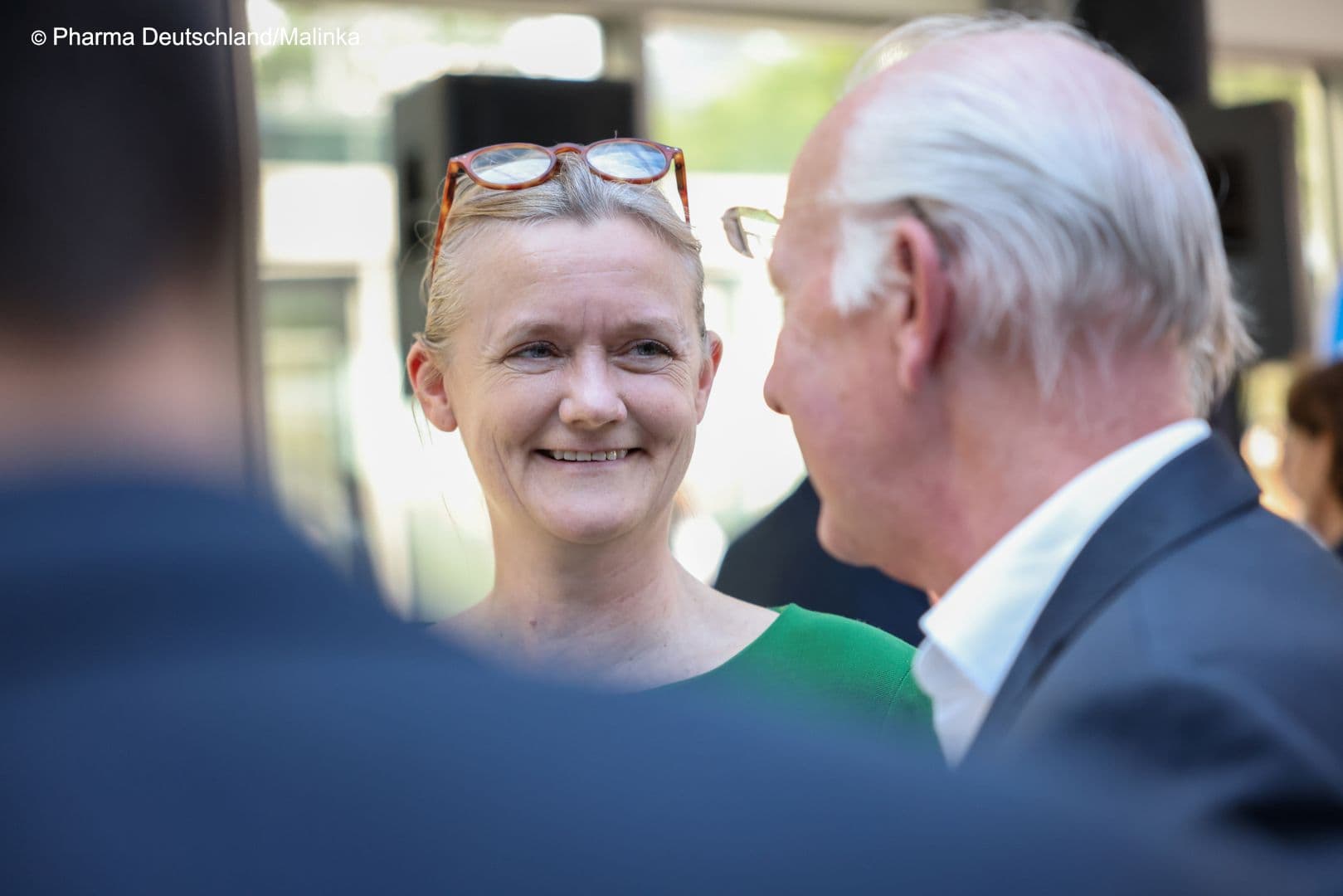 Babette Reiken (Pohl-Boskamp) im Gespräch mit Hans-Jürgen Mittelstädt (VCI Landesverband NRW)