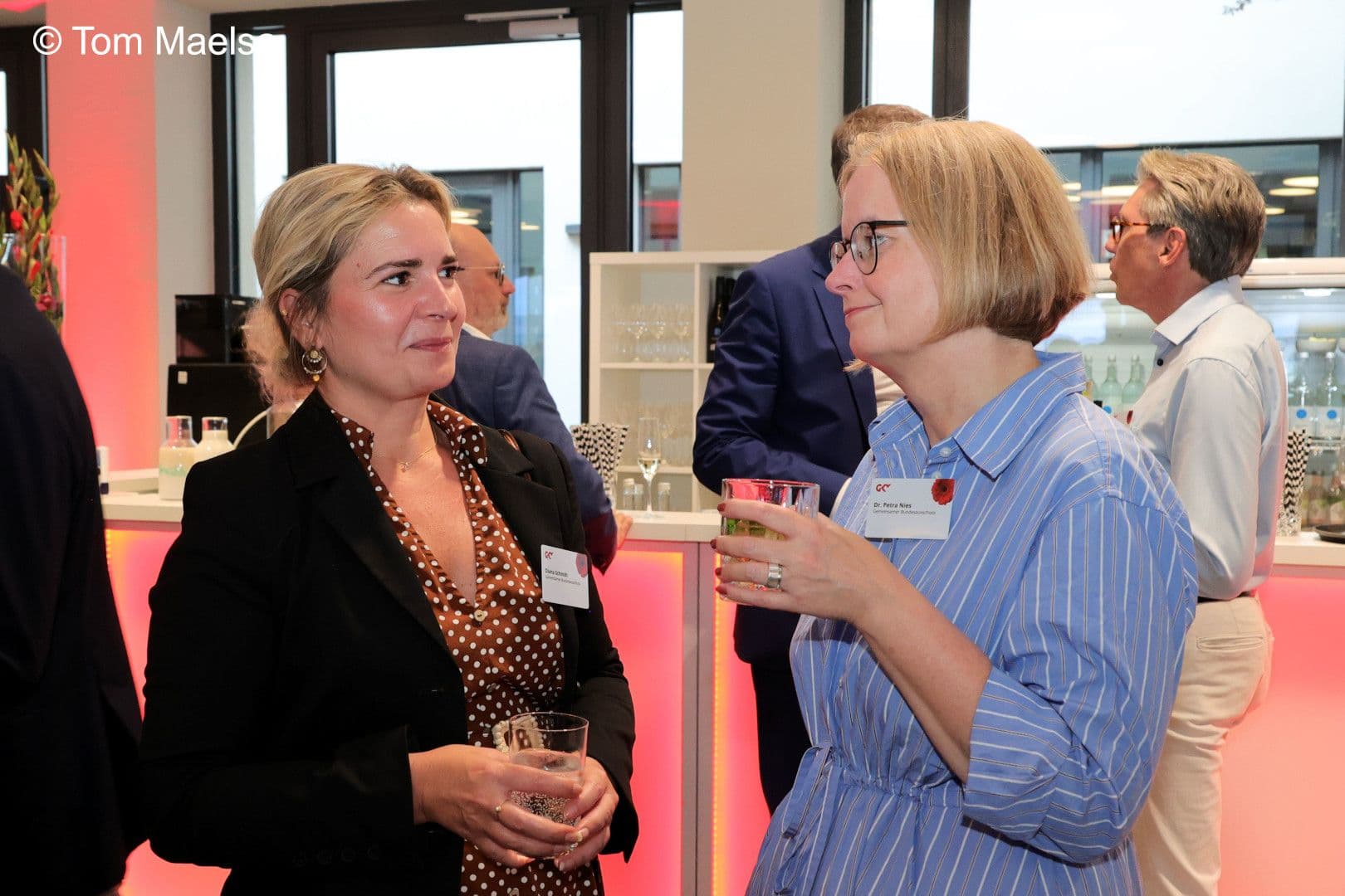 Diana Schmidt (l.) und Petra Nies (beide G-BA)