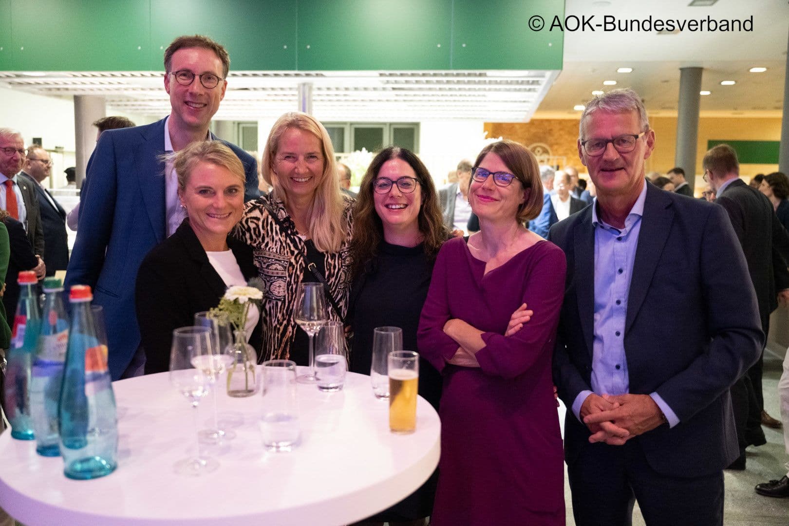 Bernadette Rümmelin (kkvd), Lutz Hager (BMC), Daniela Piossek (Hartmann), Nina Benz (Pflegekammer Rheinland-Pfalz), Karoline Körber (kkvd), Gerald Gaß (DKG) (v.l.n.r.)