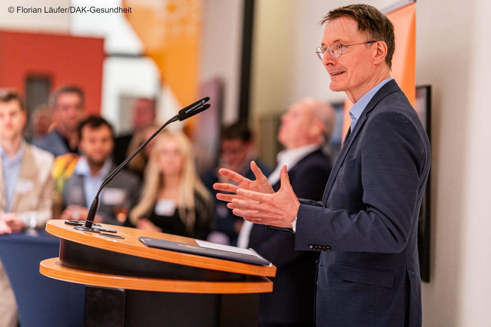 Referierte wieder engagiert über seine zahlreichen Vorhaben: Bundesgesundheitsminister Karl Lauterbach.