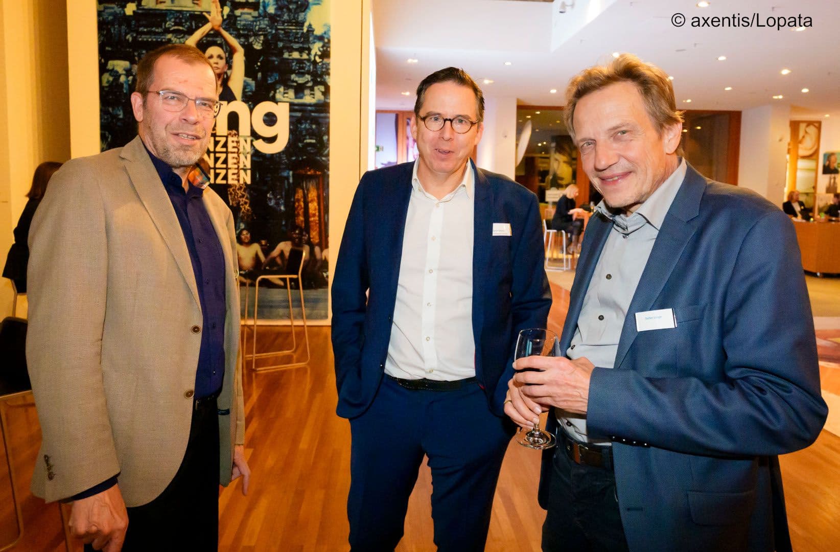 Zwei IQWiG-Ehemalige Jürgen Windeler (l.) und Stefan Lange (Dierks+Company) (r.) sowie Martin Scherer (DEGAM)