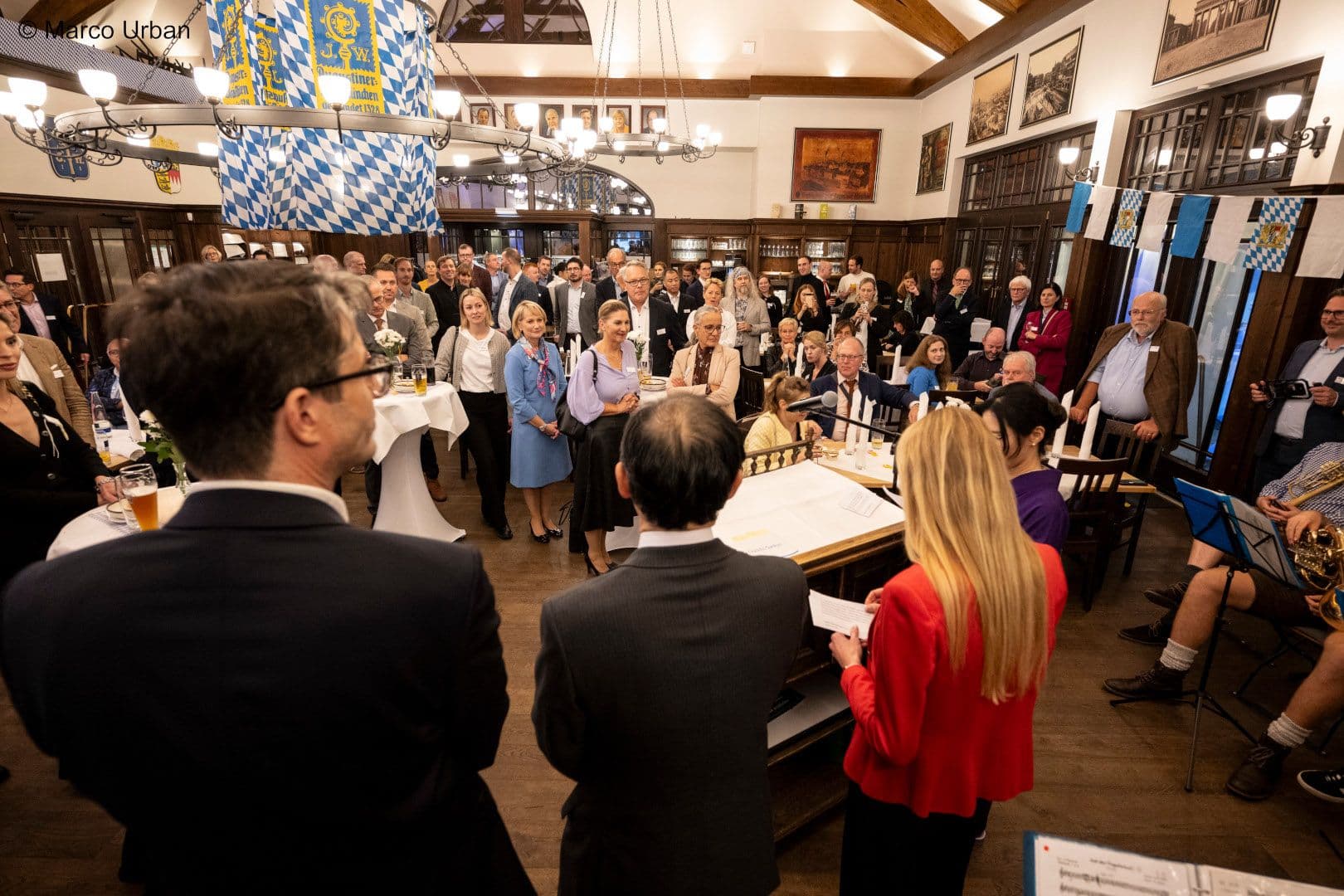 Gute Stimmung beim Berliner Empfang von Astellas Pharma und Daiichi Sankyo