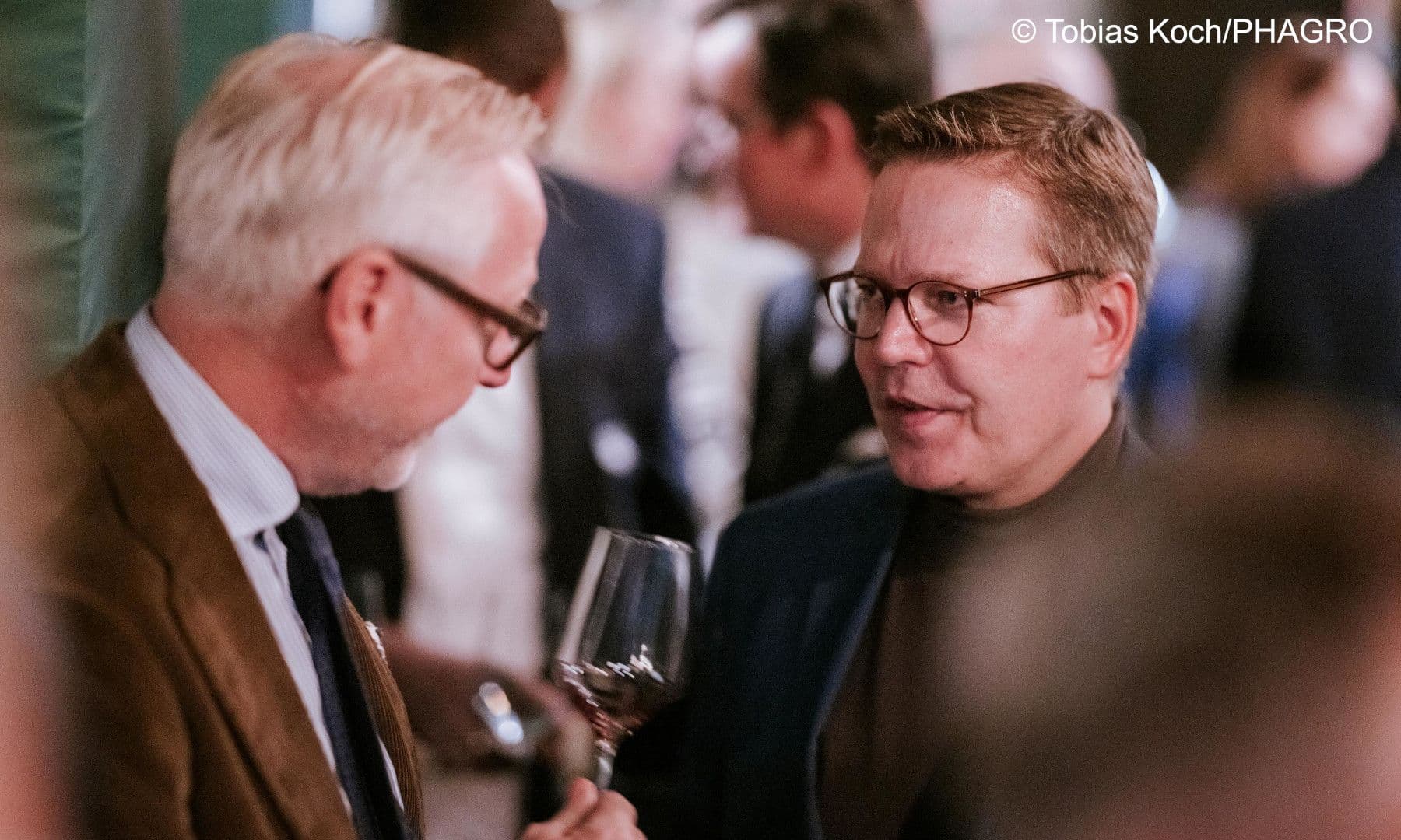 Marcus Freitag (PHAGRO) mit Tino Sorge MdB (CDU) im angeregten Gespräch
