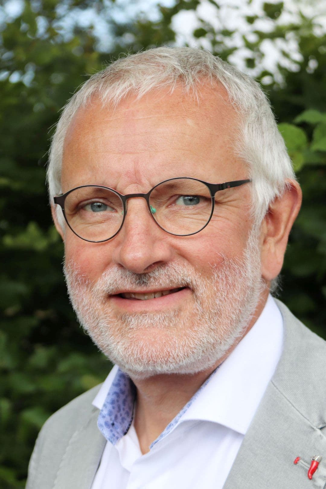 Dr. Burkhard John