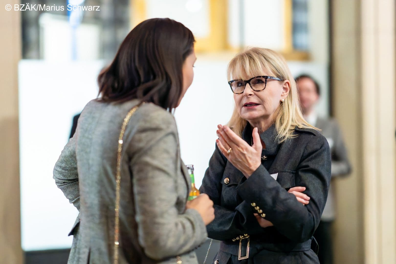 Karin Maag (G-BA) (r.) und Henriette Neumeyer (DKG)
