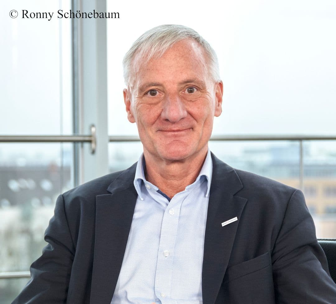 Dr. Norbert Smetak