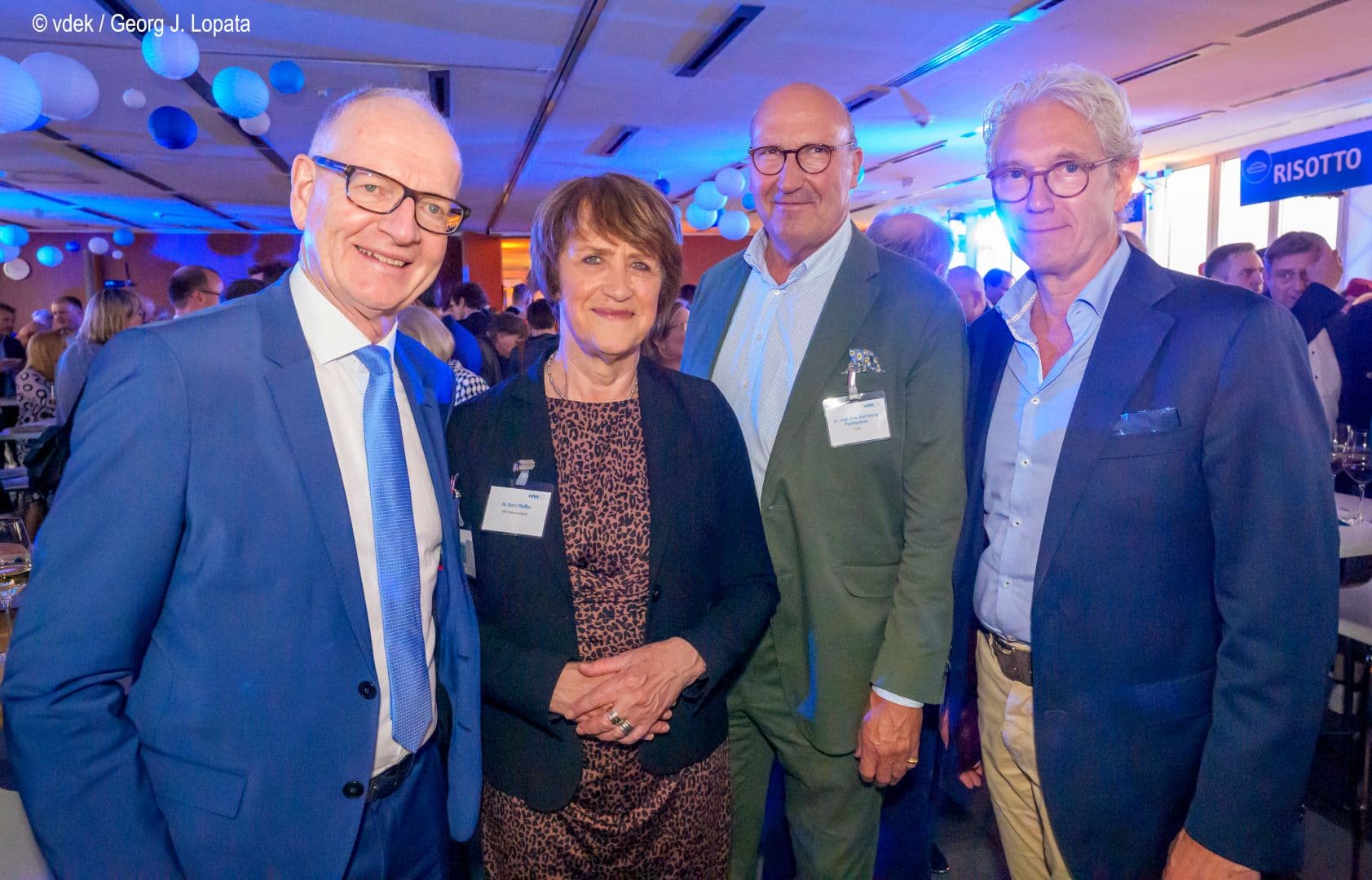 Vorstandstreffen: Martin Hendges (KZBV), Doris Pfeiffer (GKV-SV), Karl-Georg-Pochhammer (KZBV), Andreas Gassen (KBV) (v.l.n.r.)