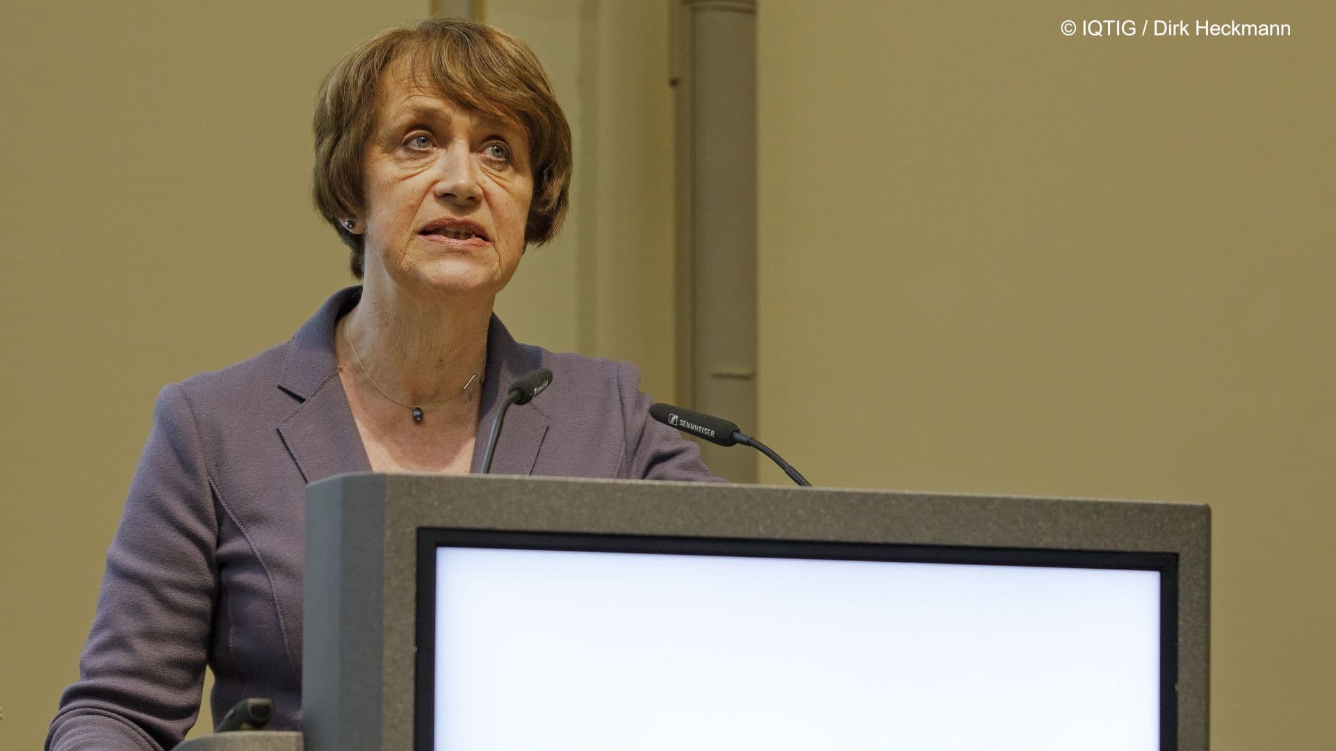Doris Pfeiffer (GKV-SV) während ihres Grußwortes