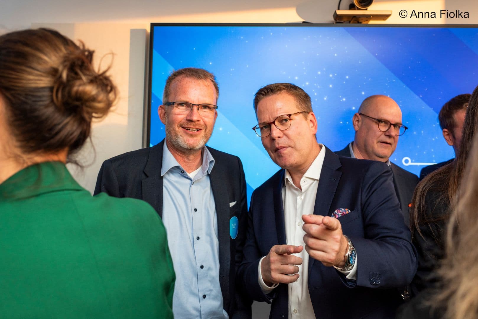Das Ziel ist klar: TK-Vorstandsvorsitzender Jens Baas (l.) mit BMG-Staatssekretär Tino Sorge