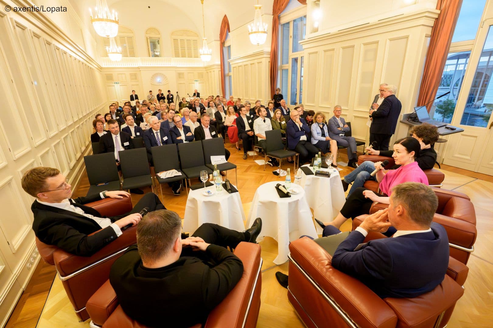 Deutsche Schmerzgesellschaft und Gesundheitsstadt Berlin haben zum parlamentarischen Abend in die Parlamentarische Gesellschaft geladen.