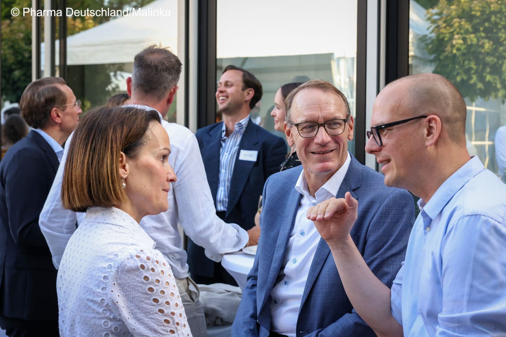Dorothee Brakmann (Pharma Deutschland), Thomas Preis (ABDA) und Benjamin Wessinger (MDAV) (v.l.n.r.)