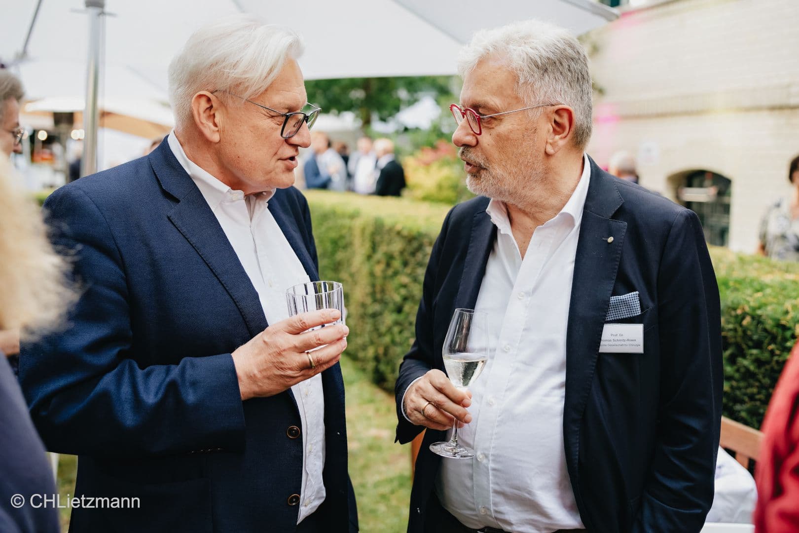 Claus-Dieter Heidecke (IQTIG) (l.), Thomas Schmitz-Rixen (DGCH)