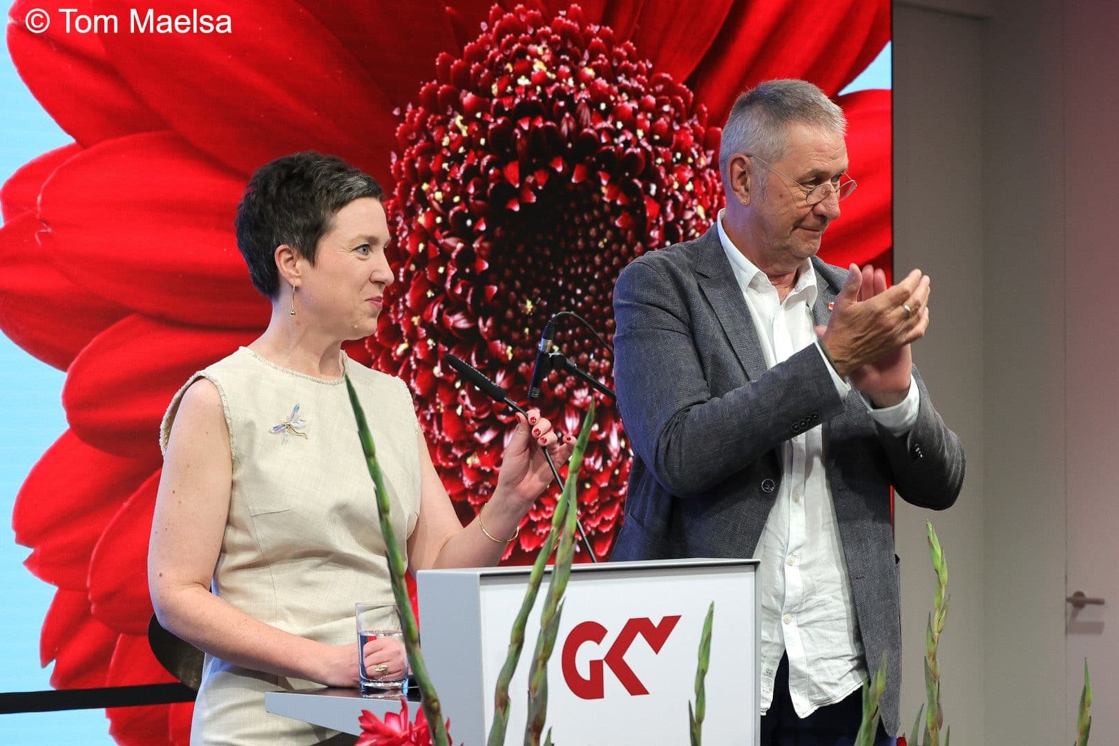 Die beiden Verwaltungsratsvorsitzenden des GKV-SV Susanne Wagenmann und Uwe Klemens