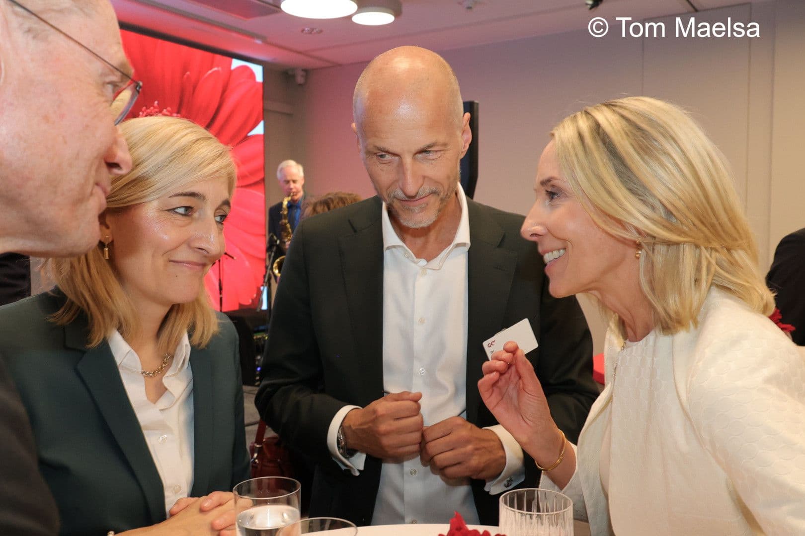 Stefanie Stoff-Ahnis (GKV-SV), Kai Joachimsem (BPI), Bundesgesundheitsministerin Nina Warken (v.r.n.l.)