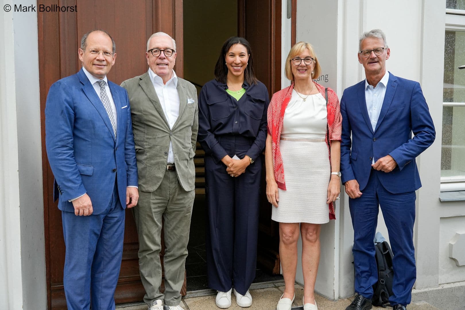 Marburger Bund, BÄK und DKG vereint: Andreas Botzlar (Marburger Bund), Klaus Reinhardt (BÄK), Henriette Neumeyer (DKG), Susanne Johna (Marburger Bund), Gerald Gaß (DKG) (v.l.n.r.)