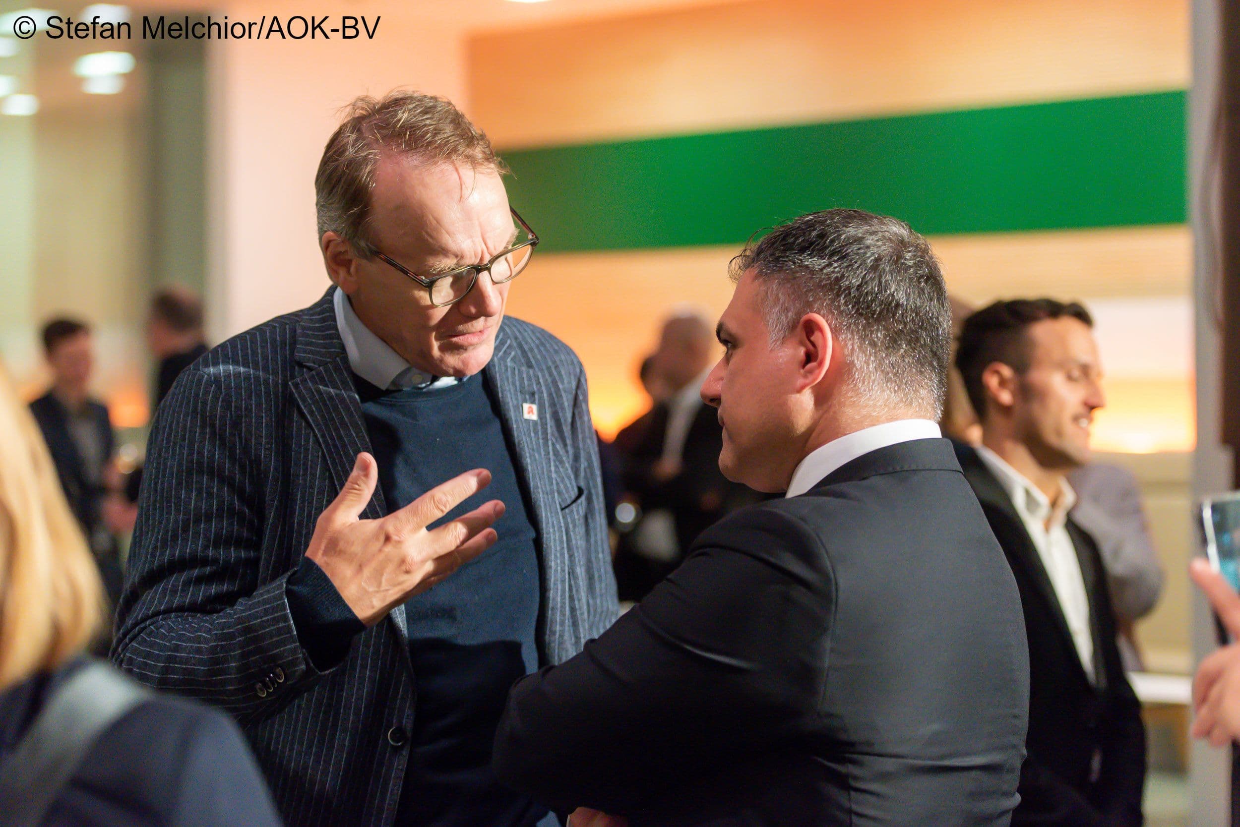 Thomas Preis (ABDA) (l.) und Christos Pantazis MdB (SPD)