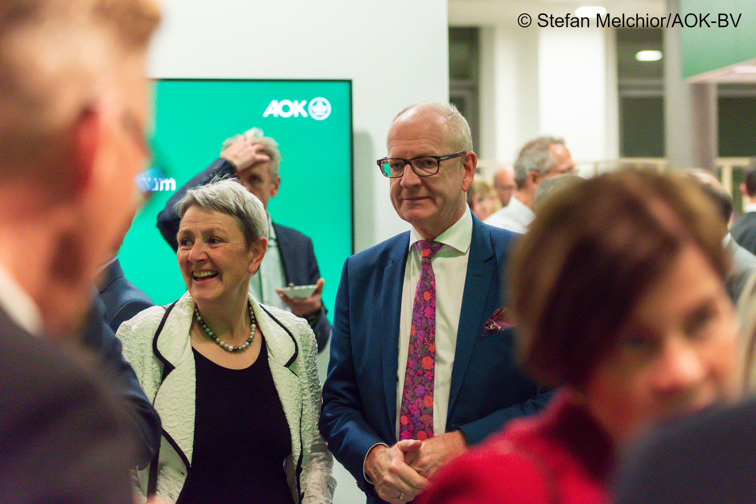 Ute Maier mit Martin Hendges (beide KZBV)