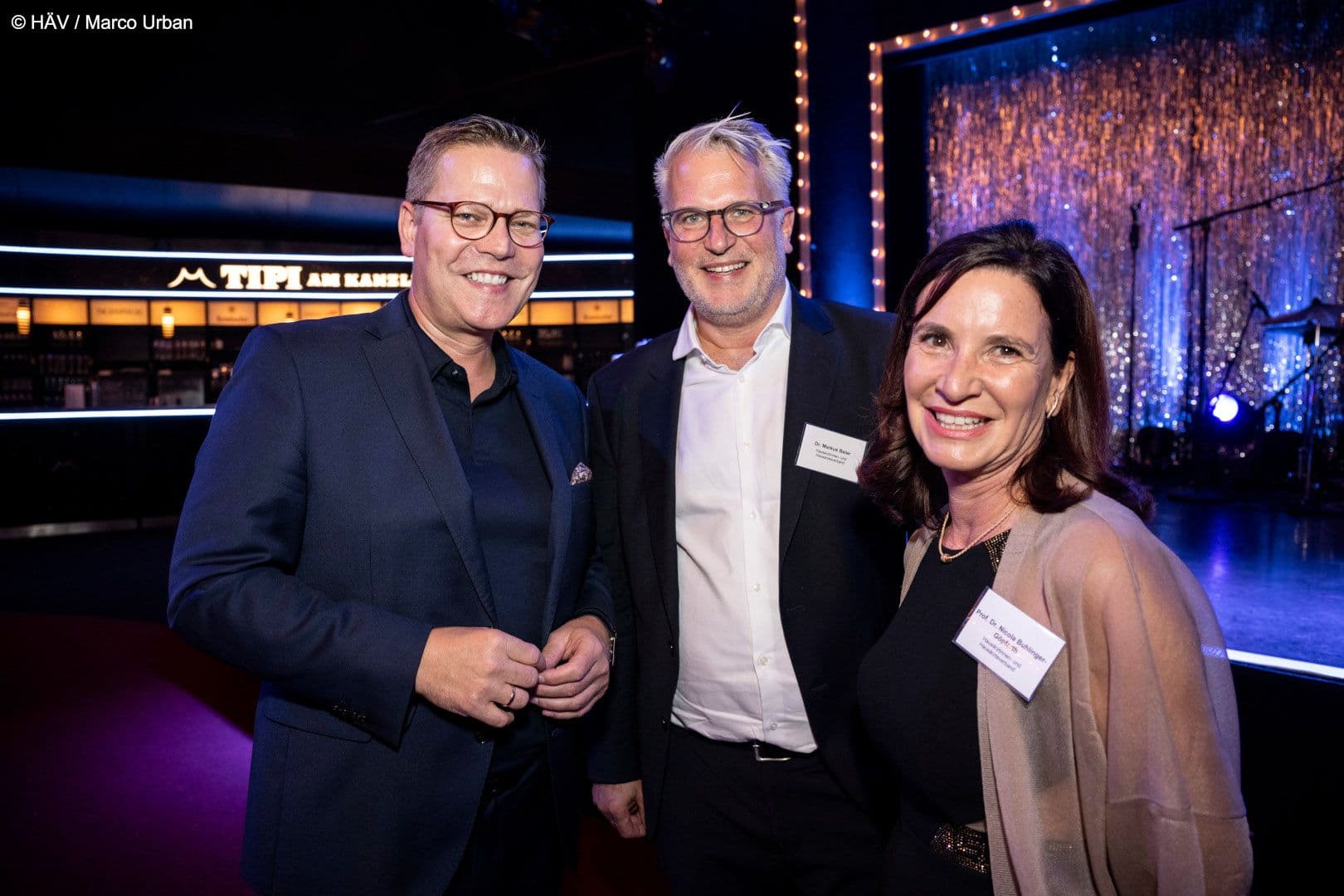 BMG-Staatssekretär Tino Sorge mit Markus Beier und Nicola Buhlinger-Göpfarth (v.l.n.r.)