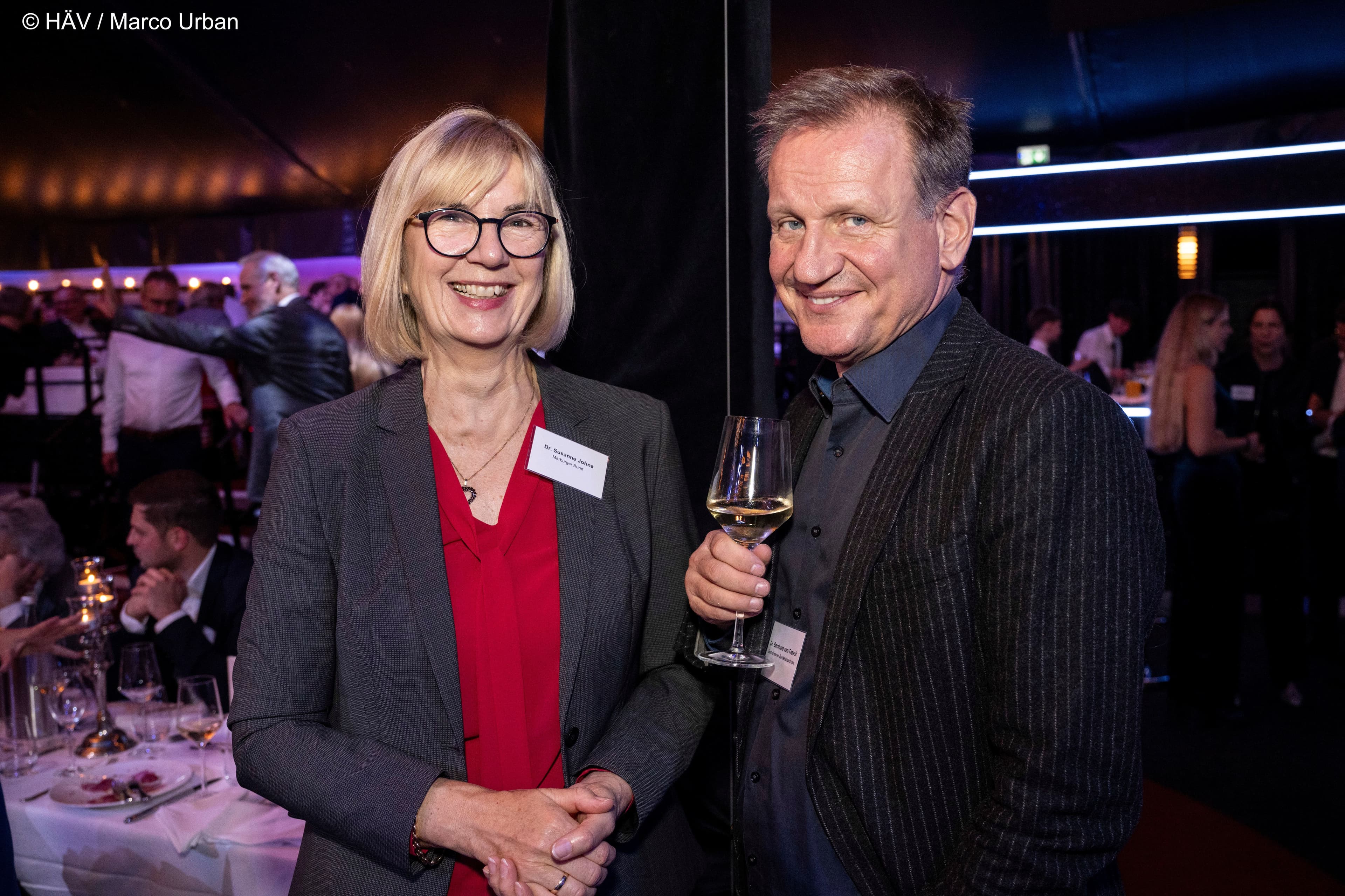 Susanne Johna (Marburger Bund) mit Bernhard van Treeck (G-BA)