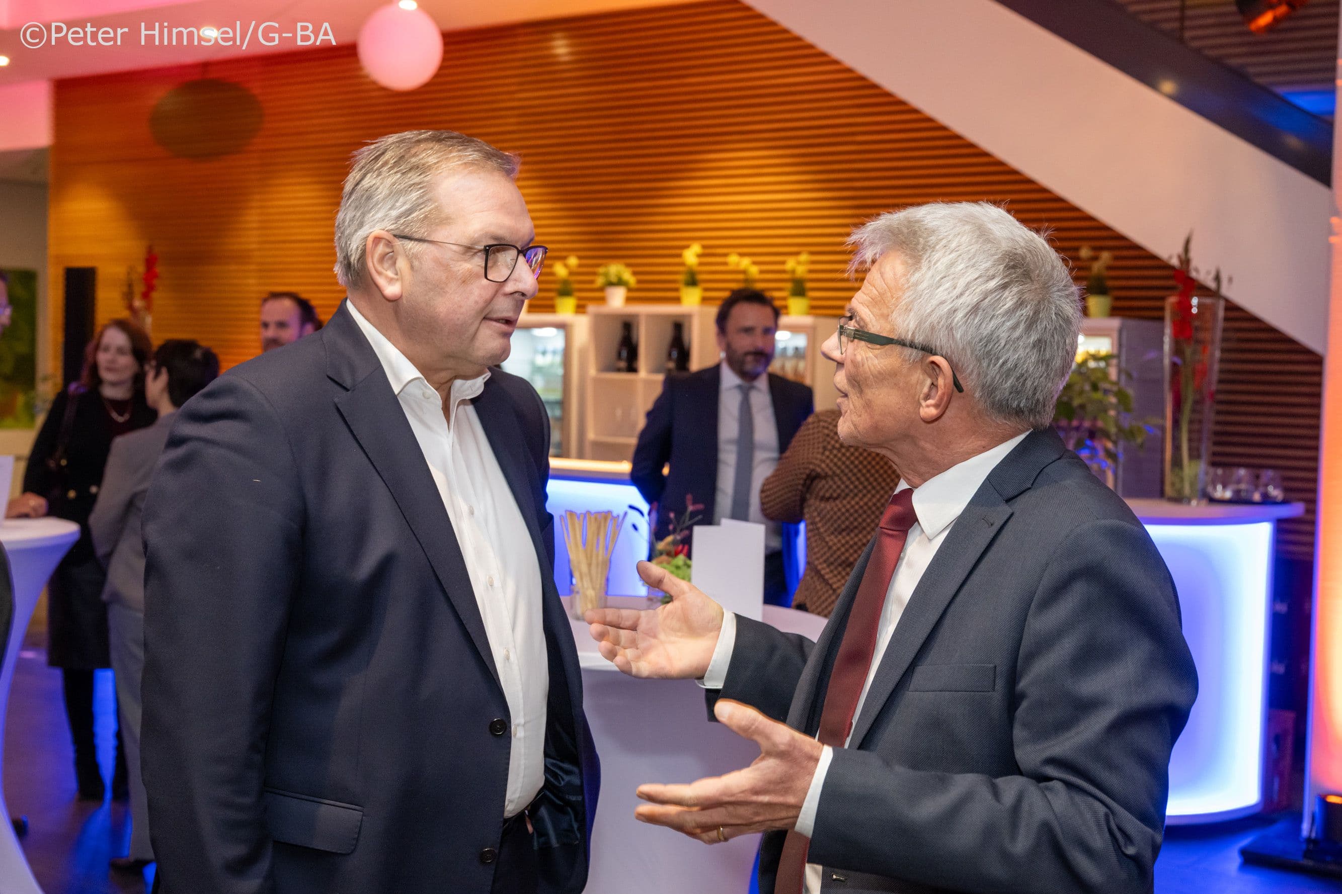 Karl Broich (BfArM) (l.) mit Josef Hecken (G-BA)