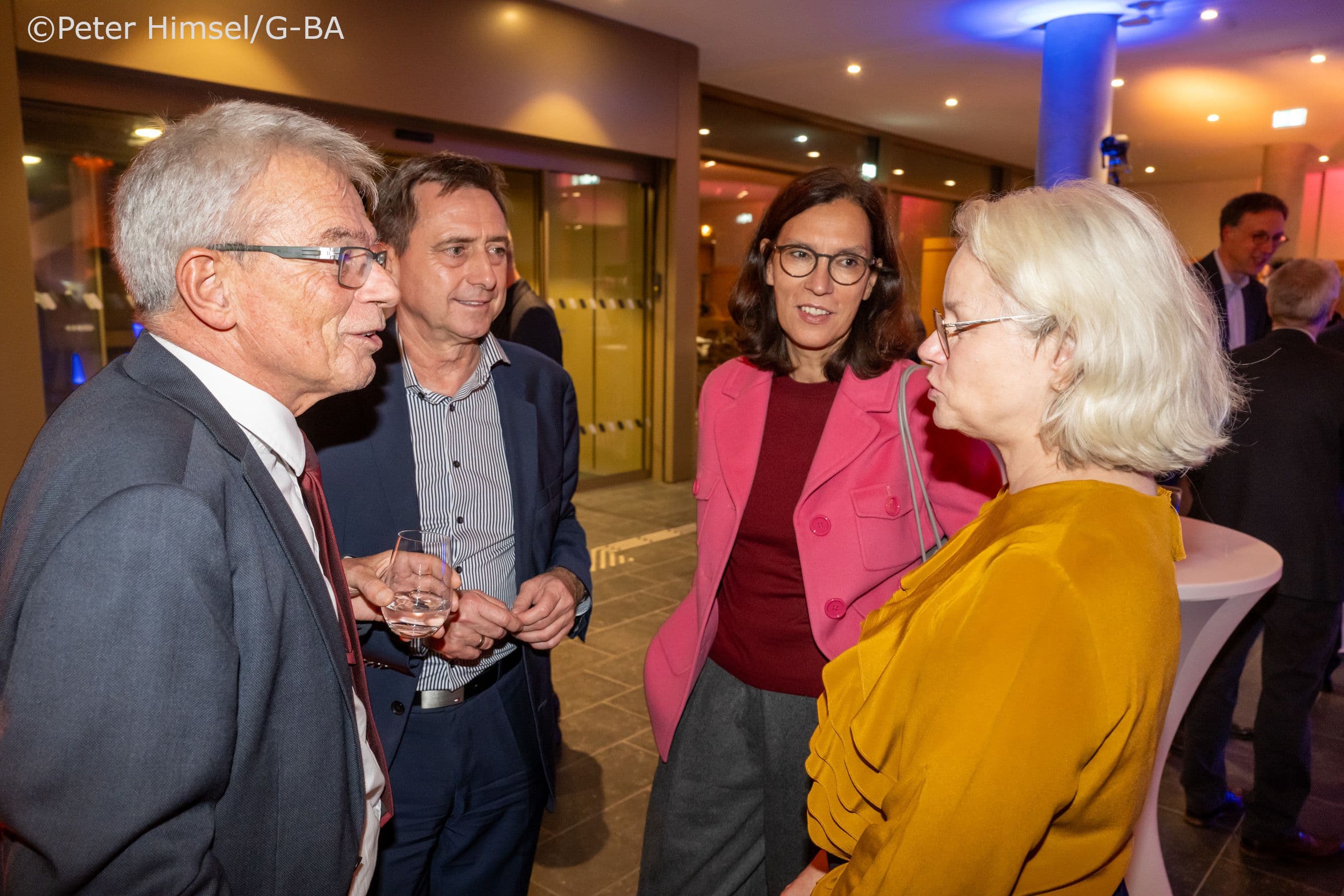 Josef Hecken (G-BA), Oliver Blatt (GKV-SV), Sybille Steiner (KBV), Kirsten Kappert-Gonther MdB (Grüne) (v.l.n.r.)