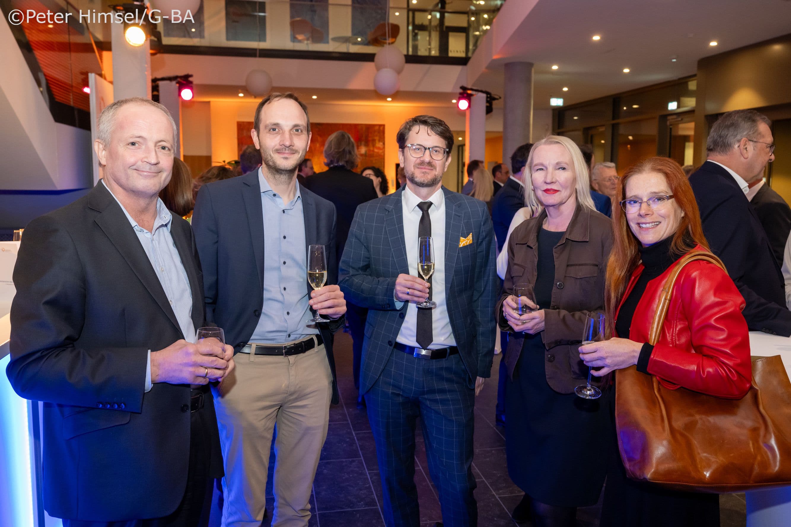 Michael Brenske (DKG), Henning Adam (KBV),  Michael Ermisch (GKV-SV), Susanne Teupen (G-BA), Friederike Kuhnt (GKV-SV) (v.l.n.r.)