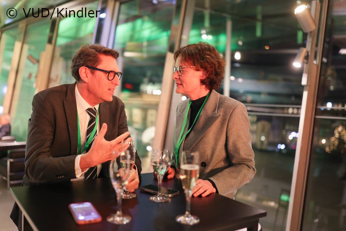 Tim J. von Oertzen (Universitätsklinikum Würzburg) und Christiane Stehle (Universitätsmedizin Rostock)