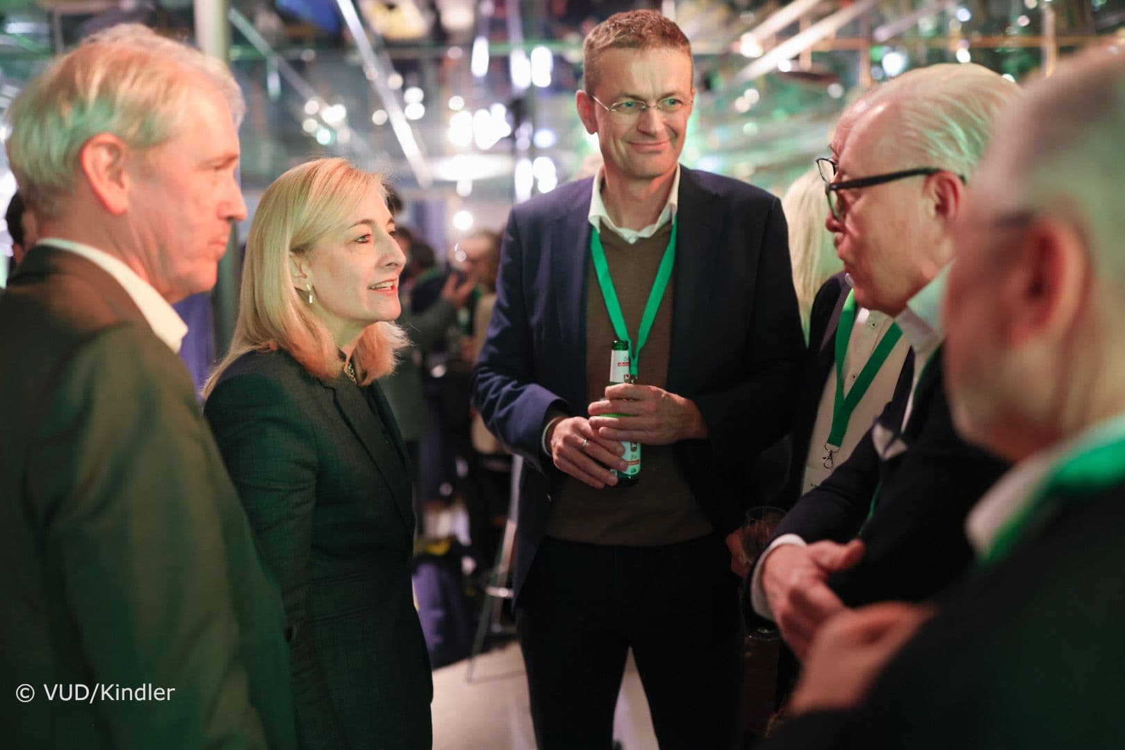 Jens Scholz (VUD), Bundesgesundheitsministerin Nina Warken, Jens Maschmann (Universitätsklinikum Tübingen) sowie Klaus Reinhardt (BÄK) (v.l.n.r.)