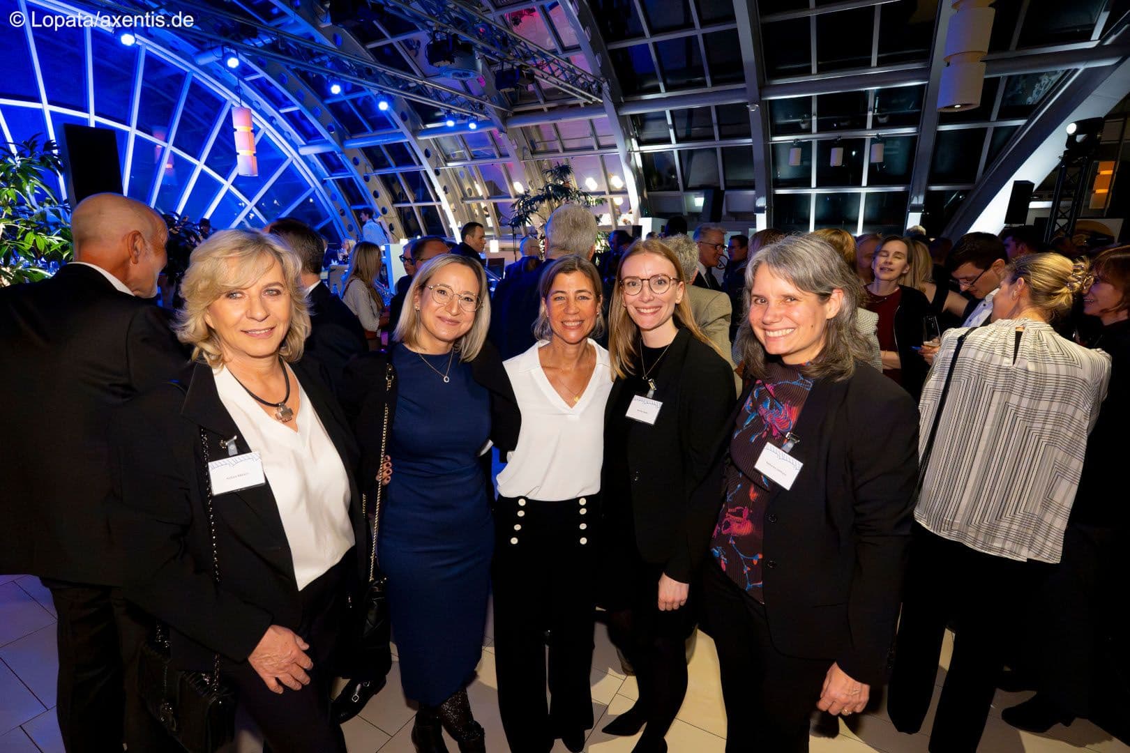 Andrea Rädlein (Physio-Deutschland), Manuela Pintarelli-Rauschenbach, Corina Glorius (beide SHV), Annika Sedat (KBV), Katharina Hoffmann (BMG) (v.l.n.r.)
