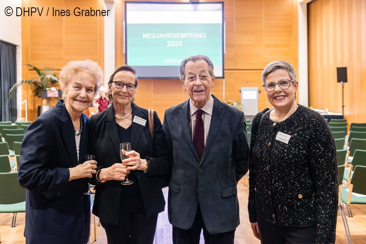 DHPV-Schirmherrin Herta Däubler-Gmelin, Birgit Weihrauch,  DHPV-Ehrenvorsitzende, DHPV-Ehrenpreisträger 2026 Franz Müntefering, DHPV-Vorsitzende Susanne Kränzle (v.l.nr.)