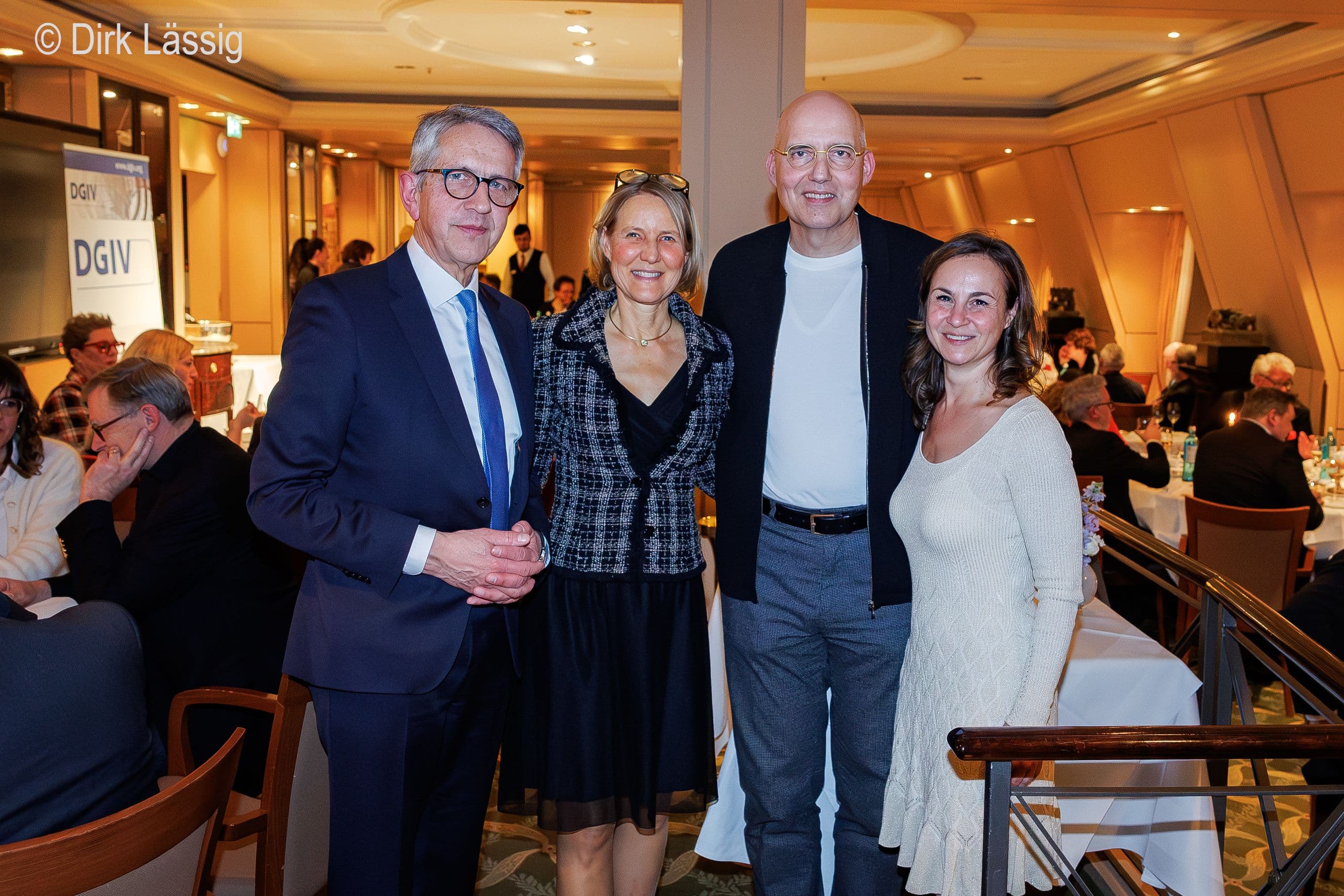 Michael Meyer (DGIV), Kerstin Schmid (wünschdirwas), Eckhard Nagel (DGIV), Nikolina Saure (wünschdirwas) (v.l.n.r.)
