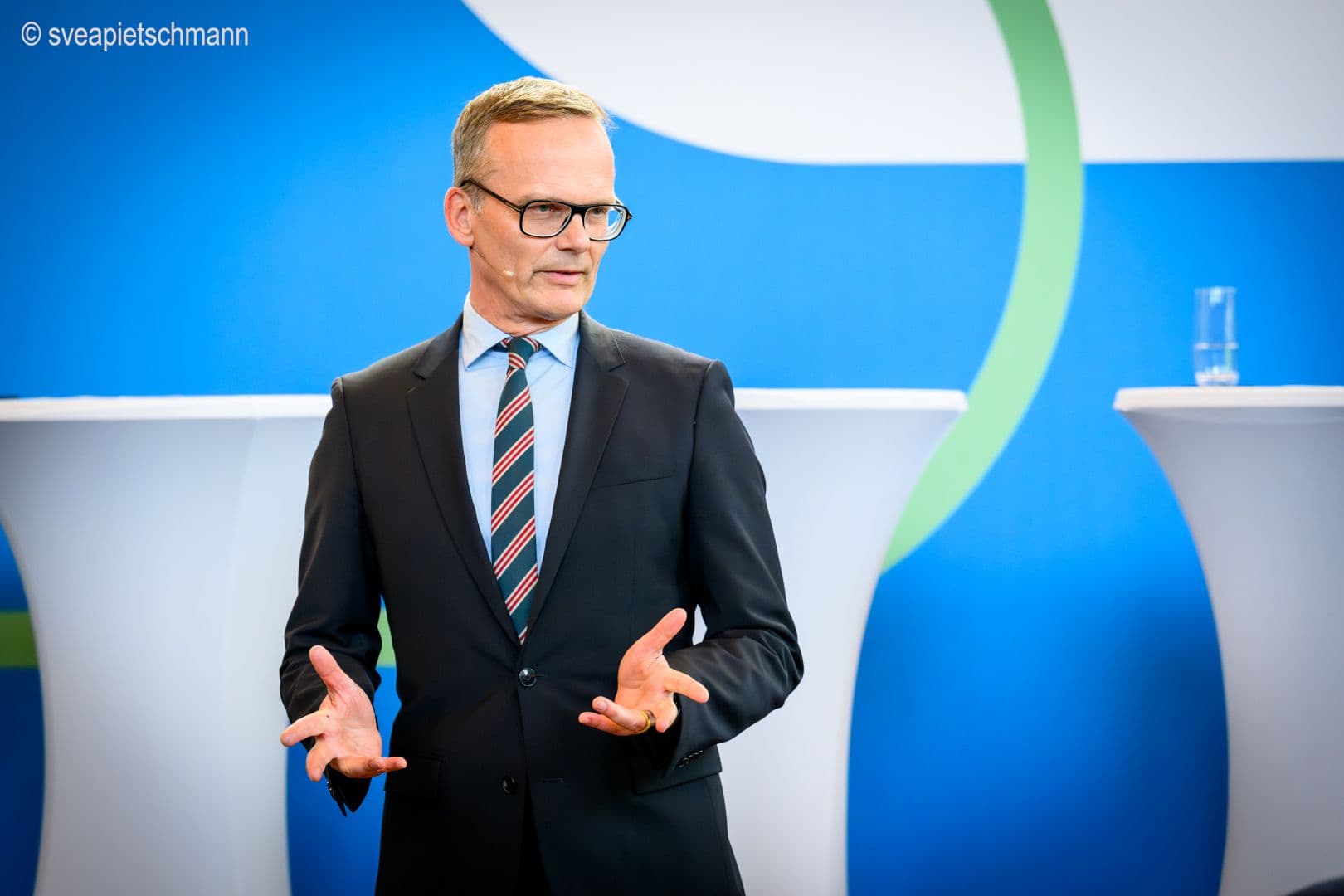 Pro Generika-Geschäftsführer Bork Bretthauer bei seiner Begrüßung