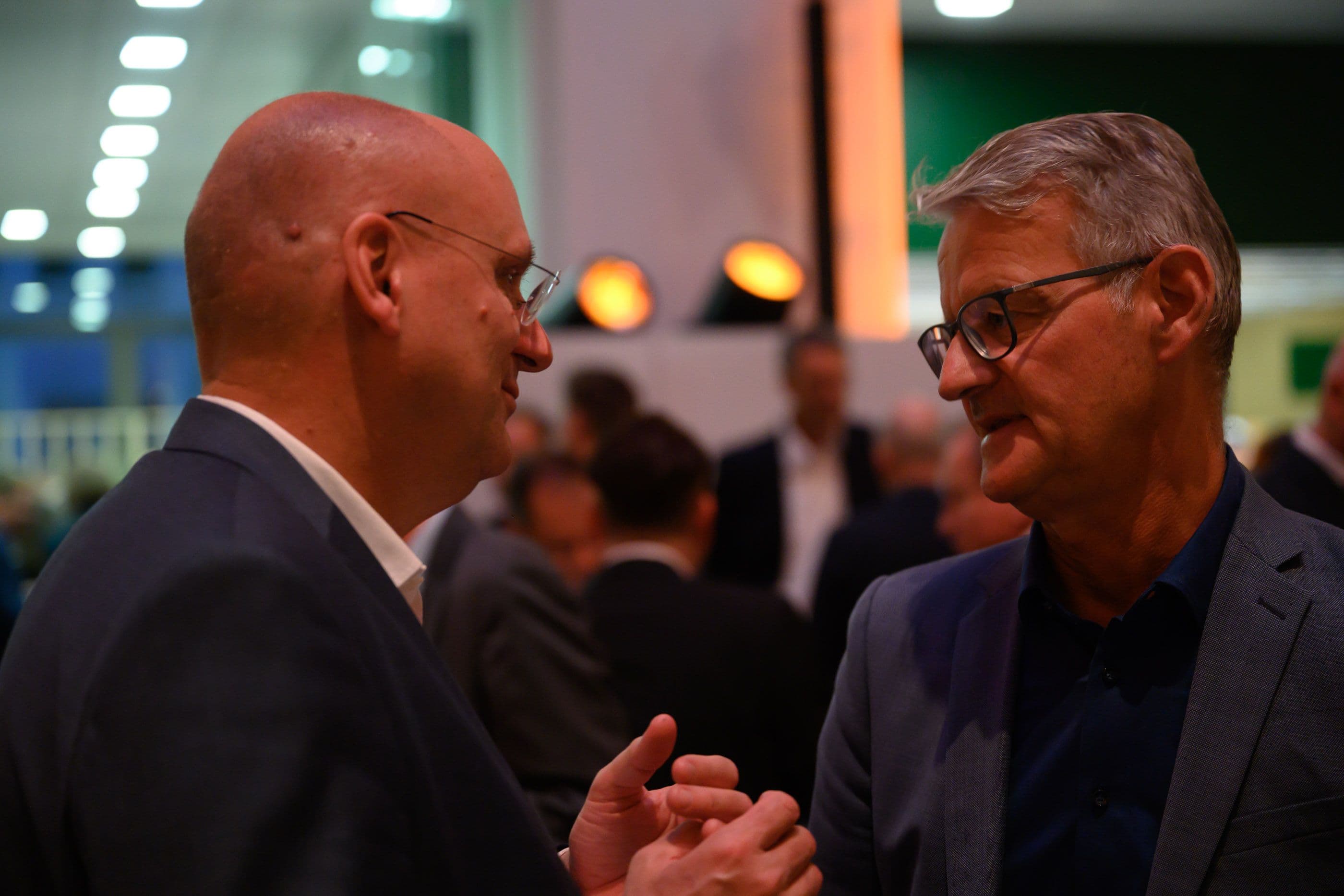 Jens Martin Hoyer (AOK-BV) (l.) mit Gerald Gaß (DKG) 